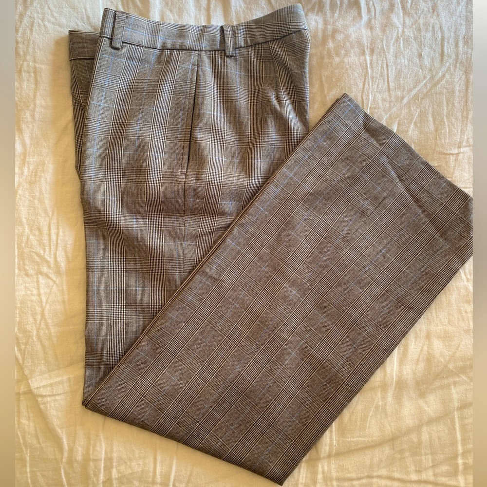 J. Crew Italian Wool Wide leg Trousers in plaid, size 2. Plaid pants are back!